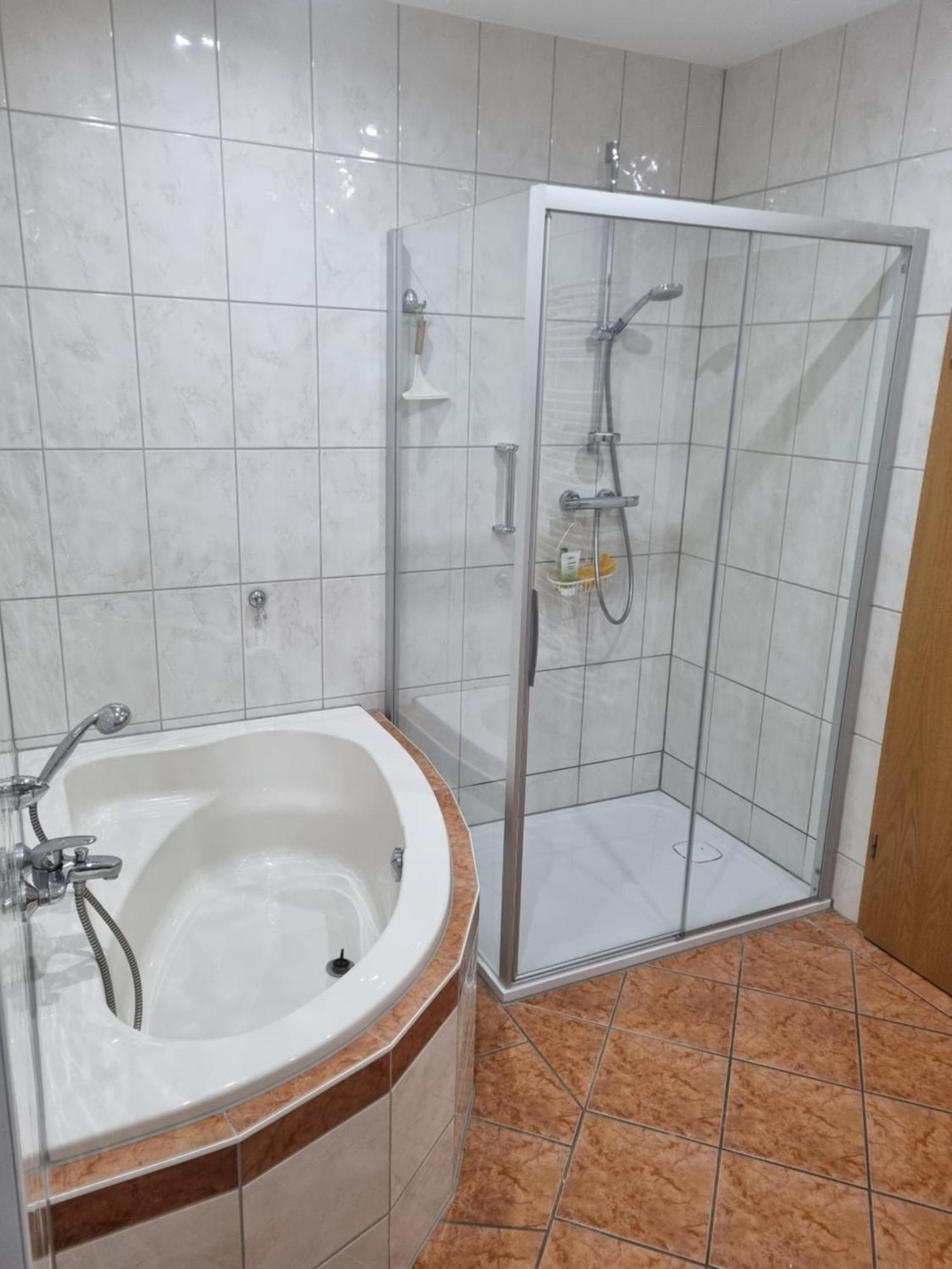 Ferienwohnung Im Villenviertel イルメナウ エクステリア 写真